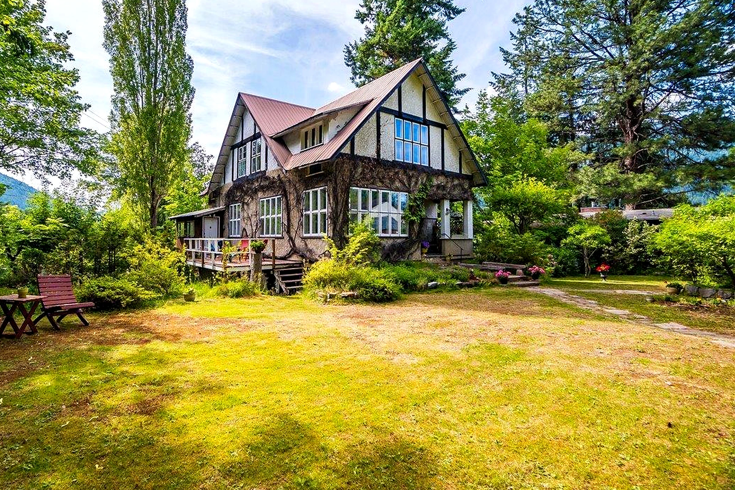 1107 Robertson Avenue in Nelson